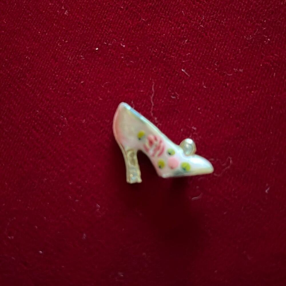 Vintage Stiletto Brooch